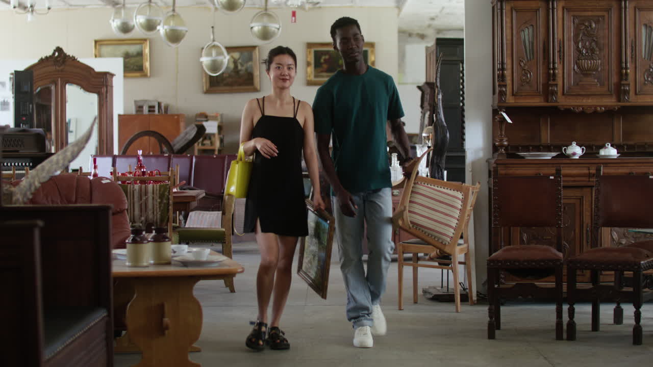 amigos en una tienda