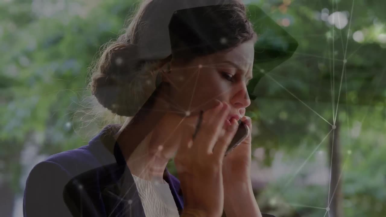 공원에서 스마트폰으로 대화하는 백인 여성에 대한 연결 네트워크의 애니메이션