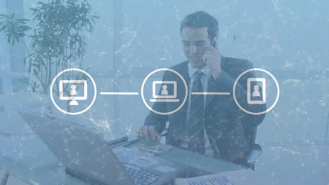 web von verbindungs-ikonen gegen einen mann, der mit einem smartphone spricht