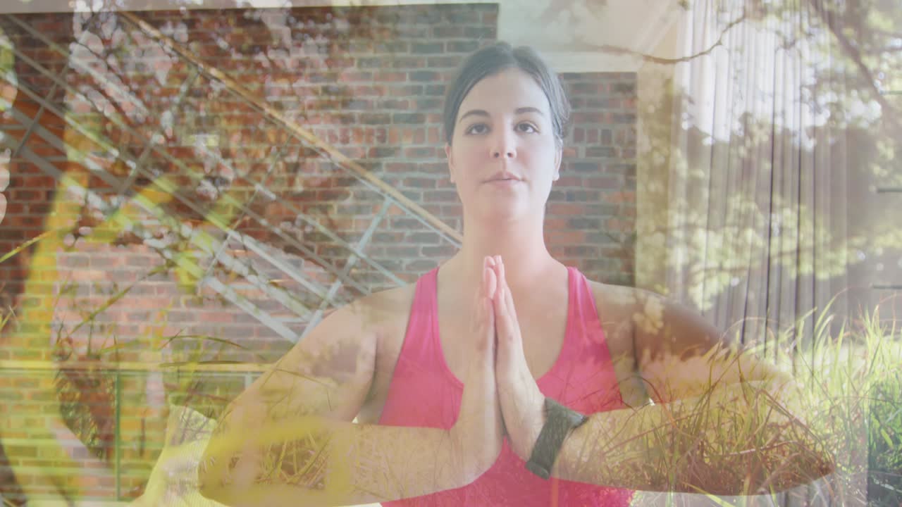 animación del jardín sobre mujer practicando yoga, haciendo ejercicio en casa