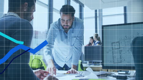 animación del procesamiento de datos financieros sobre diversas personas de negocios en la oficina
