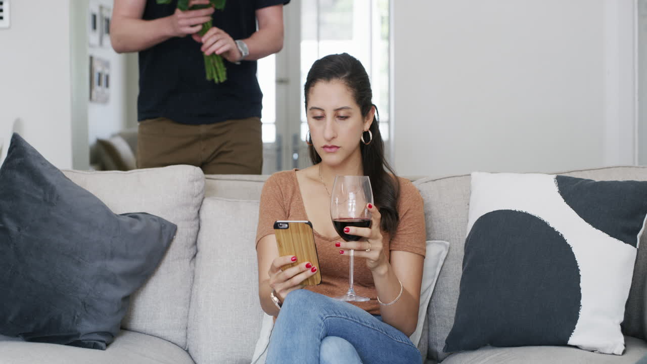 You can't go wrong with a bunch of roses