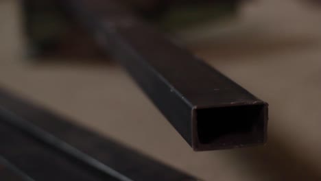 metalworking vise used my worker to cut metal pipe, interior tilt up