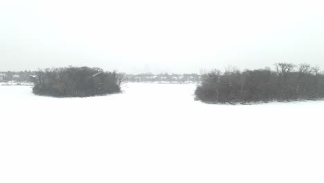 See-Der-Inseln-Minneapolis-Minnesota-Während-Eines-Winterschneesturms