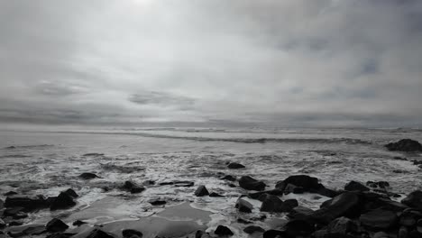 US, Oregon, Oceanside, Tunnel Beach, 2025-02-17 - Ocean waves on the Oregon coast in winter.