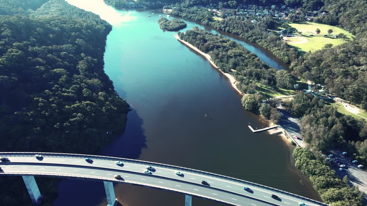 우로노라 강 다리, 사우스 시드니, nsw