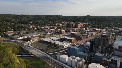 Vista-Aérea-Del-Centro-De-Redwing-Minnesota