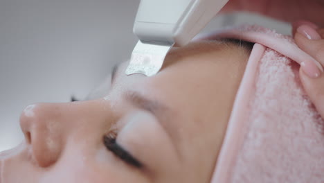 facial treatment in a spa