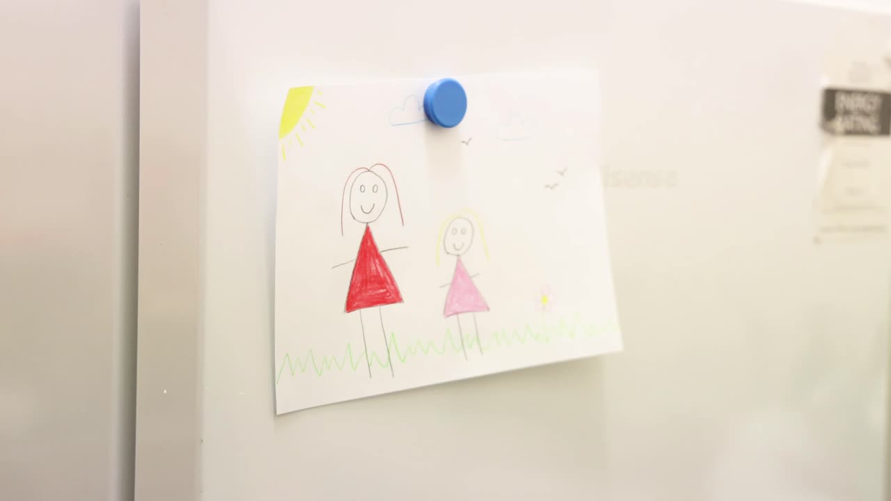 Empty fridge door opens and closes over time