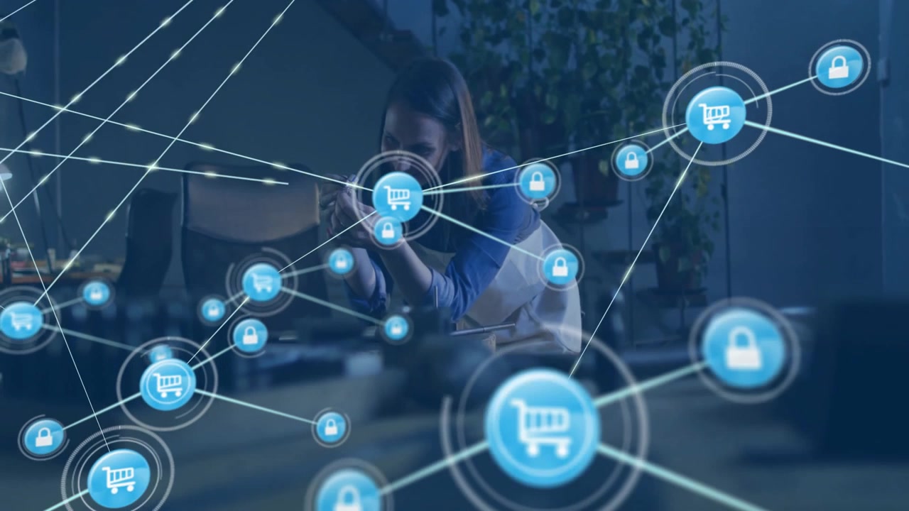 Donna che si china su un banco da lavoro, regolando un dispositivo in un'officina, visualizzando icone di sicurezza IoT.