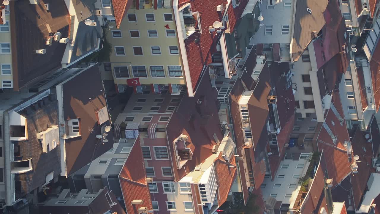 도시 건물 과 지붕 의 공중 사진