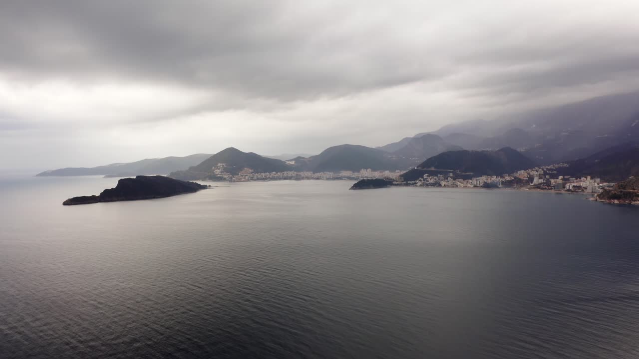 항공 - 스베티 스테판 섬 럭셔리 리조트, 몬테네그로, 역 주변 아드리아 해