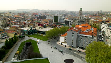 Porto-Luftstadtbild-Mit-Rathaus-Im-Hintergrund