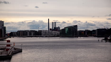 Copenhagen-Water-Bridge-Timelapse-at-Sunset-with-a-Cloudy-Sky