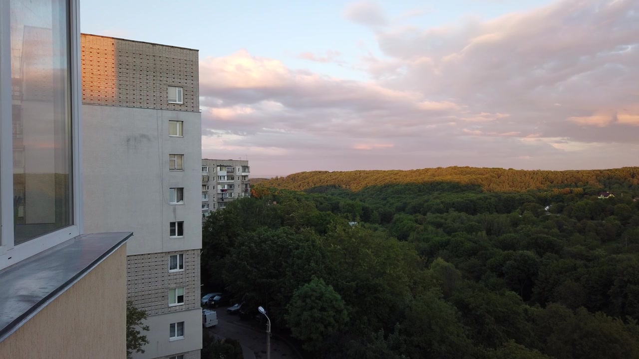 Nuvole nel cielo. Riprese in time lapse