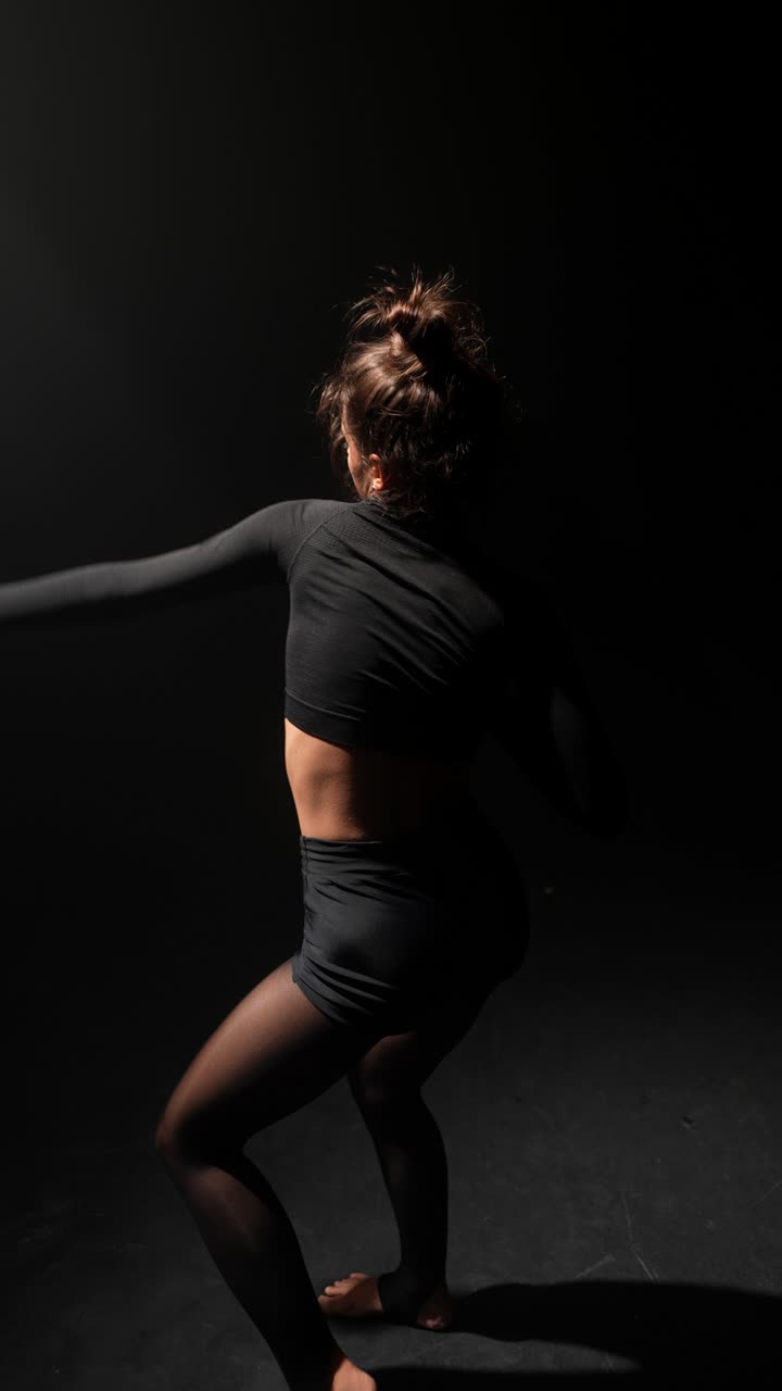 Contemporary Dance Performance