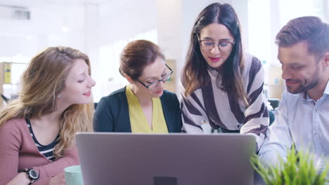 el trabajo en equipo hace que el sueño funcione.