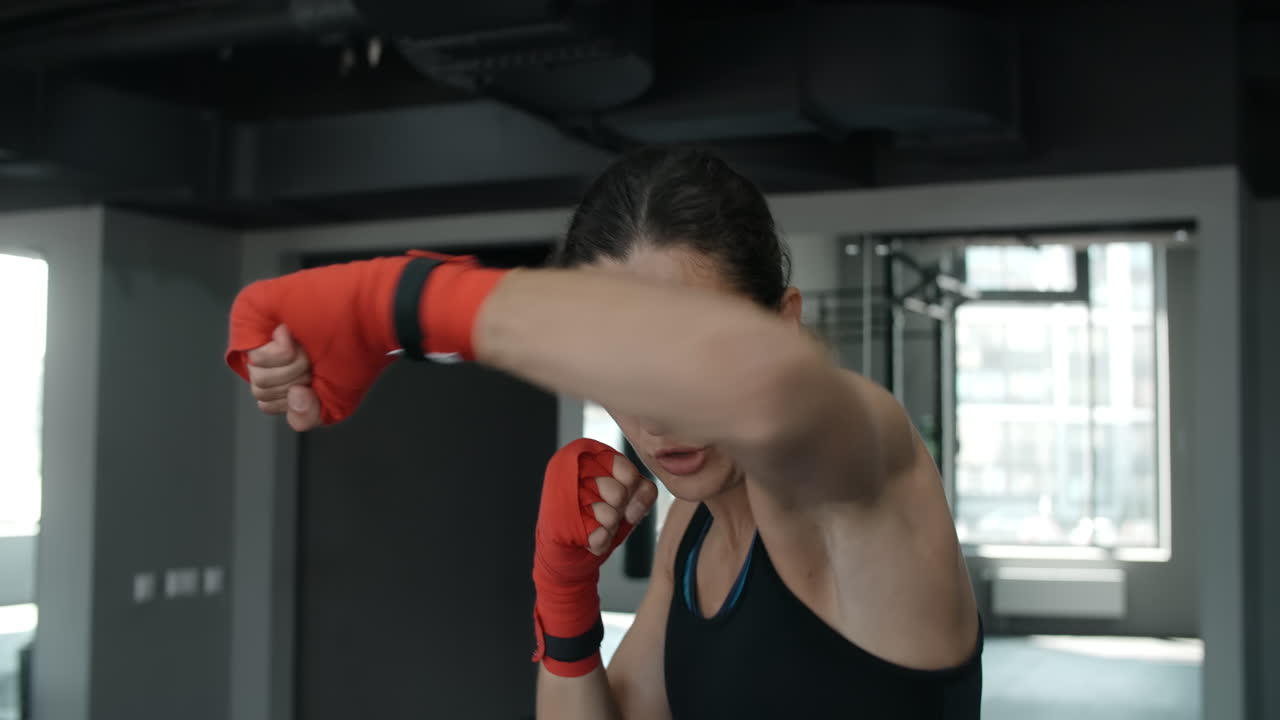 여자 권투 훈련 세션