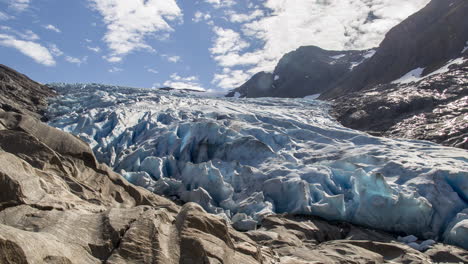 Timelapse-Del-Glaciar-Svartisen-En-Noruega-Zoom-Out