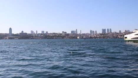 Istanbul-Bosphorus-Water-Traffic