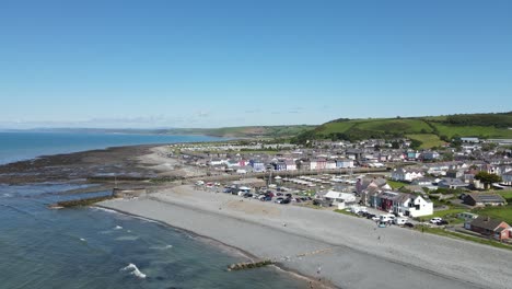 Aberaeron-Wales-Beach-Luftaufnahmen-4k