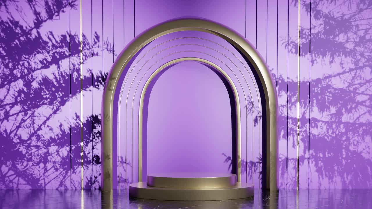 exhibir joyas de productos sobre un fondo púrpura con hojas de sombra que dejan el bosque