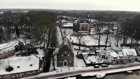 The-small-village-called-Oud-Zuilen-near-Utrecht-in-the-Netherlands