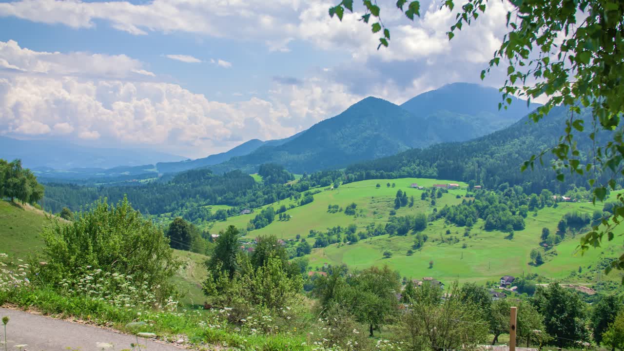 hermoso paisaje escénico europeo del campo de eslovenia, pan
