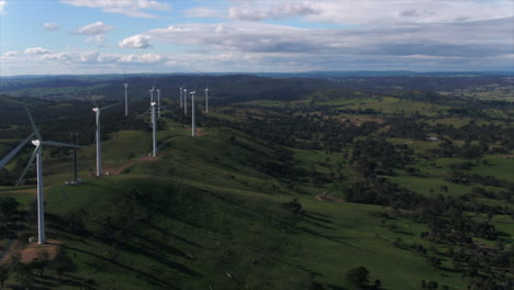 antena de la granja de turbinas eólicas en las zonas rurales de australia