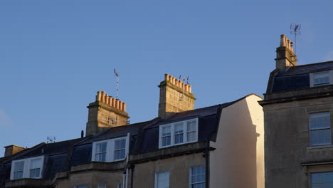 Georgian-Structure-In-The-City-Of-Bath,-England---Low-Angle-Shot