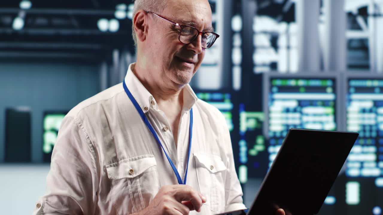 Specialist does server hub management