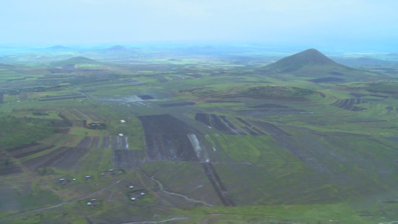 아프리카의 커피 농장에 대한 공중 촬영