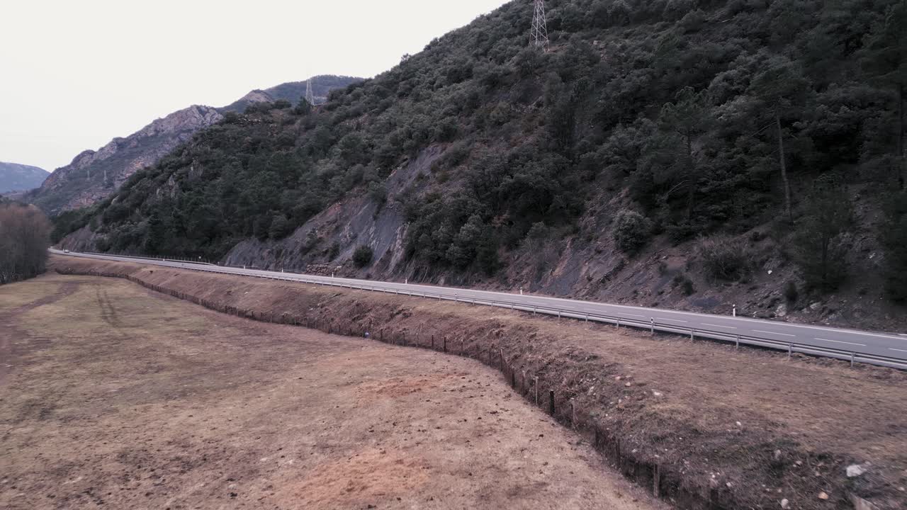 산악 도로 풍경