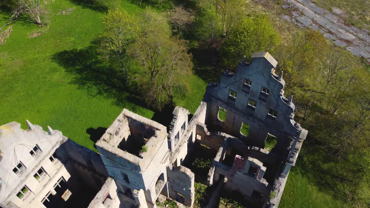 Drone's Eye Perspective: Revealing the Remnants of an Old Church on a Sunny Day in Haapsalu - 4K