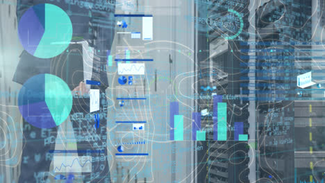 Animación-De-Gráficos-De-Barras-Y-Gráficos-Circulares-Con-Microprocesador-Haciendo-Zoom-Contra-Un-Hombre-De-Negocios-Caucásico