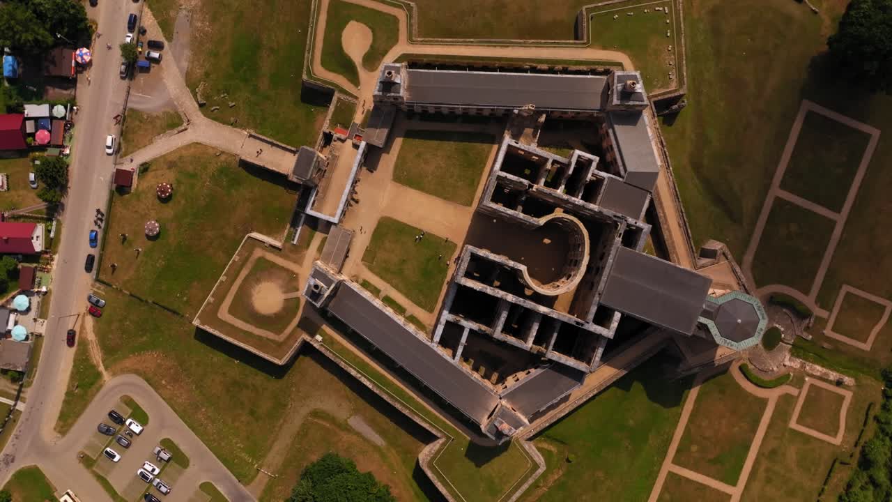 viejos palacios y castillos históricos de polonia con nuestras impresionantes tomas de video de drones