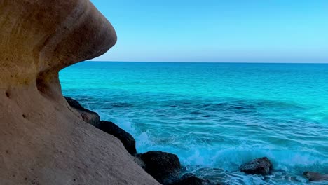 a view of a sea, close up shot