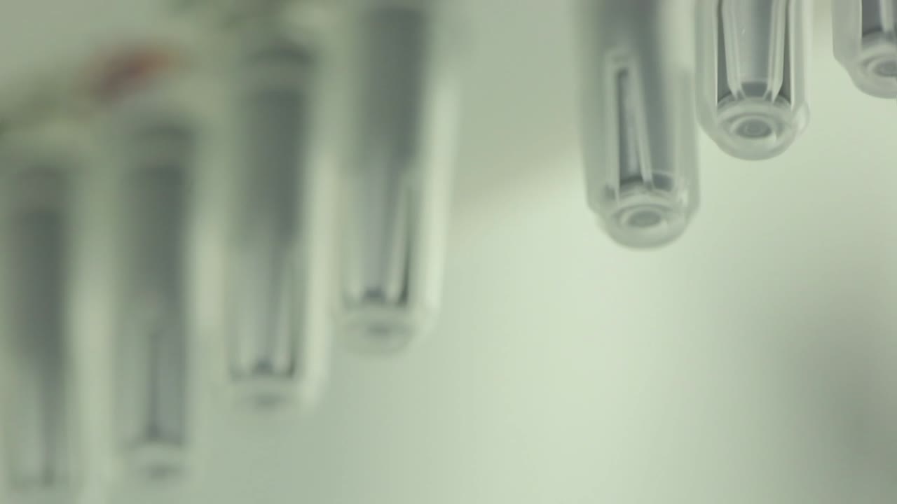 장비 내부의 흐릿한 시야