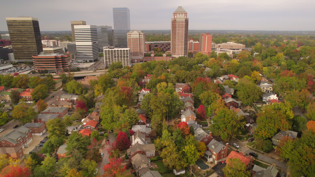 클레이튼 스카이 라인과 세인트루이스의 아름다운 에어리얼
