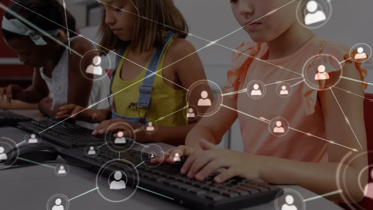 red de iconos de perfiles contra diversas alumnas que usan computadoras en la escuela