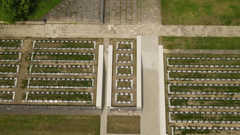 Memorial-to-the-soldiers-who-died-in-World-War-II