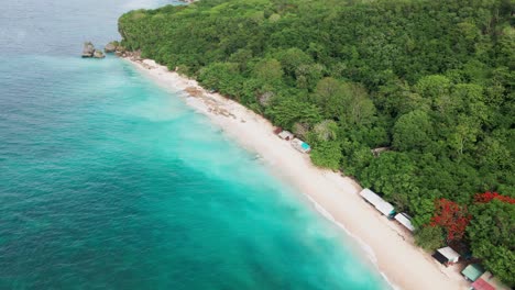 Playa-Thomas-Con-Océano-Prístino-En-Bali,-Uluwatu