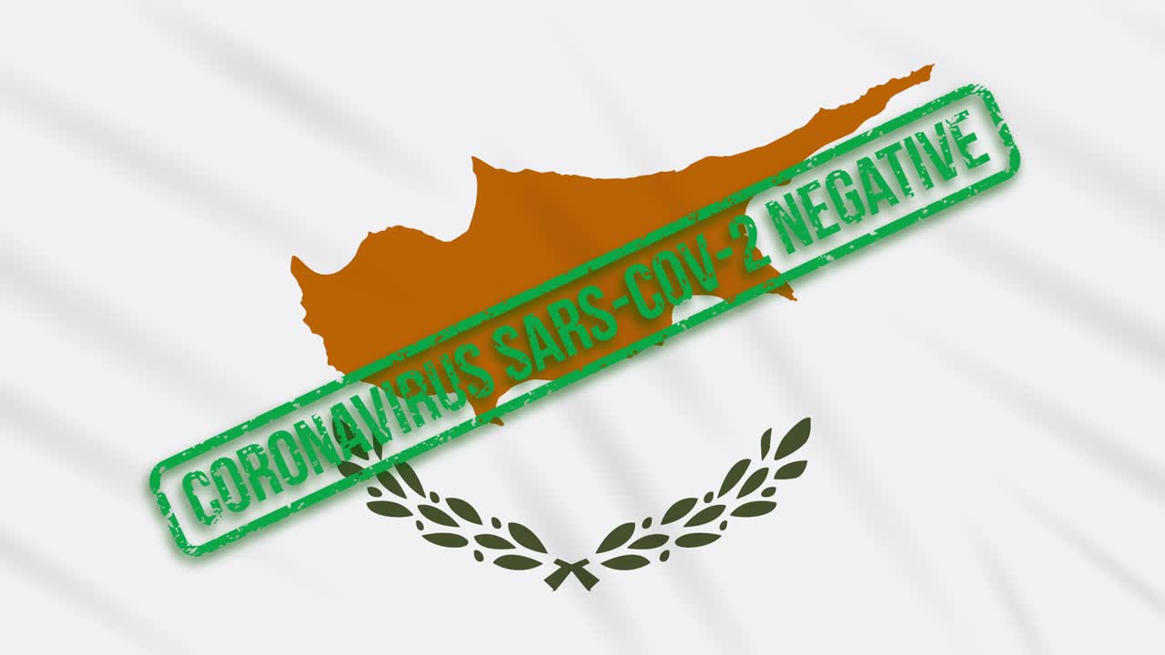 키프로스는 코로나 바이러스로부터 자유를 표시하는 녹색 스프를 달고 을 흔들고 있습니다.