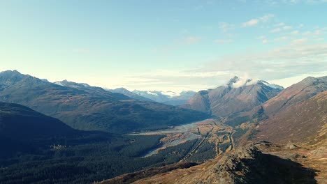 4k-60fps-Luftvideo-Vom-Thompson-Pass,-Auf-Der-Straße-Nach-Valdez,-Alaska