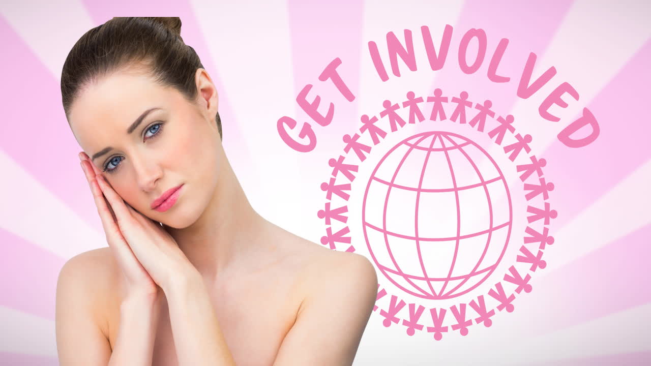 핑크 글로브 로고 의 애니메이션 이 젊은 여자 위 에 있는 텍스트 를 포함 시킨다