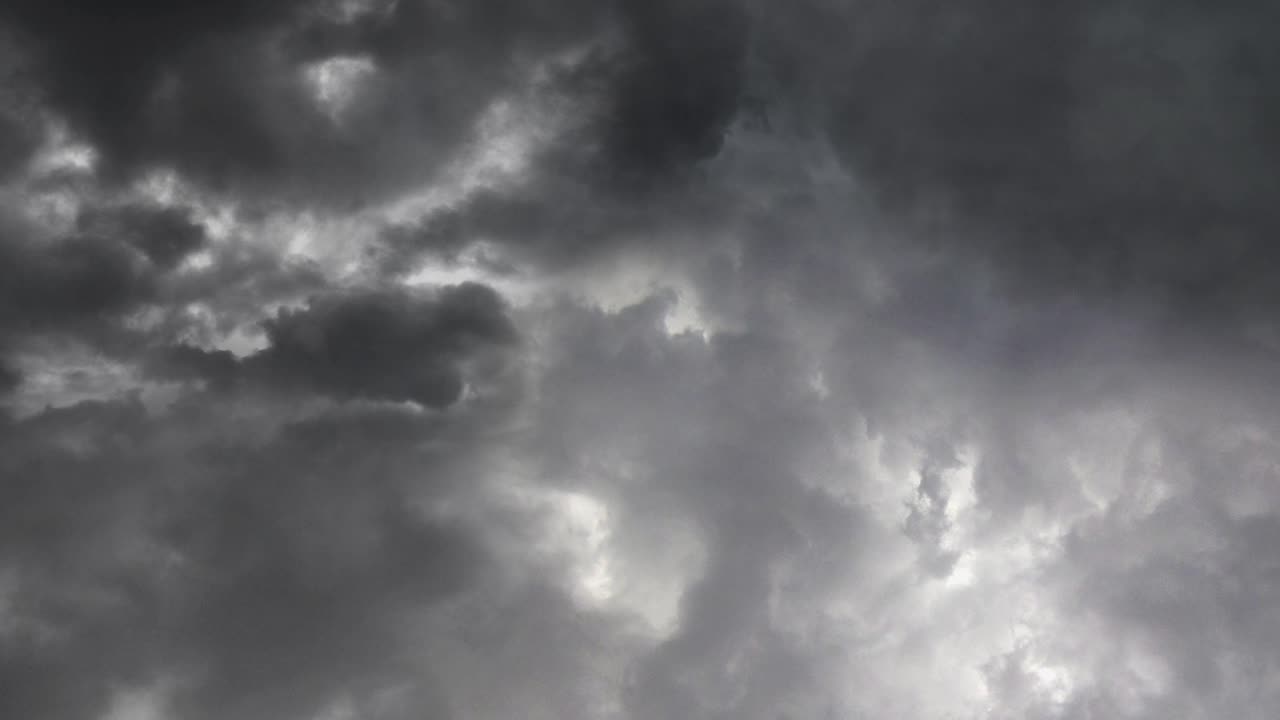 4k thunderstorms and lightning strikes in the sky