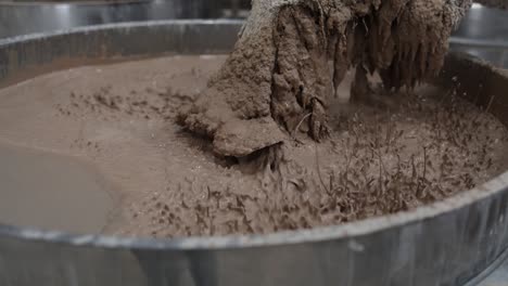 the heating department ceramic slurry of the ceramic tiles manufacturing company