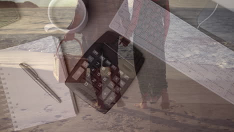animación de una pareja mayor en la playa en una calculadora
