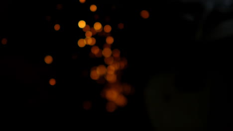 chispas de la antorcha de soldadura 4k