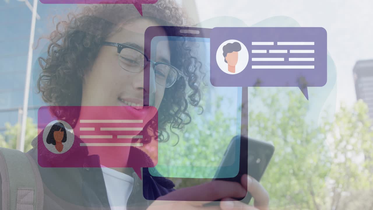 Animazione di icone di messaggi su un cellulare, con un uomo sorridente che digita sul cellulare sullo sfondo.